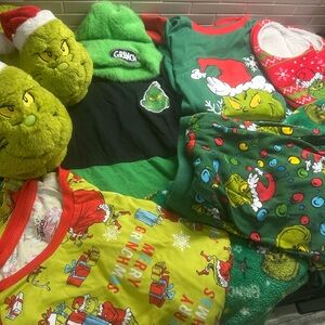 Grinch Bundle !!! PJ’s, Shirts, Room Shoes, Hat
